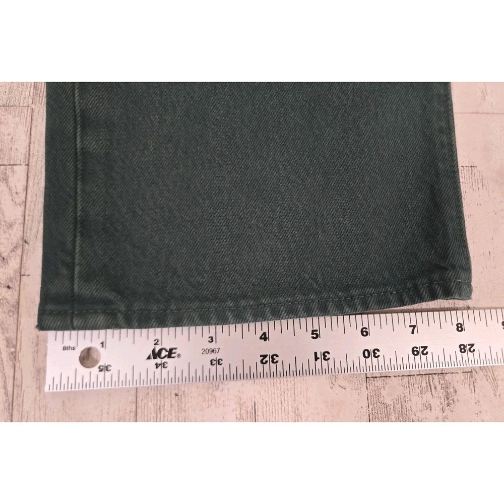 Levi's 501 Mens Jeans 34x32 Sits at Waist Relaxed Thigh Straight Leg GREEN